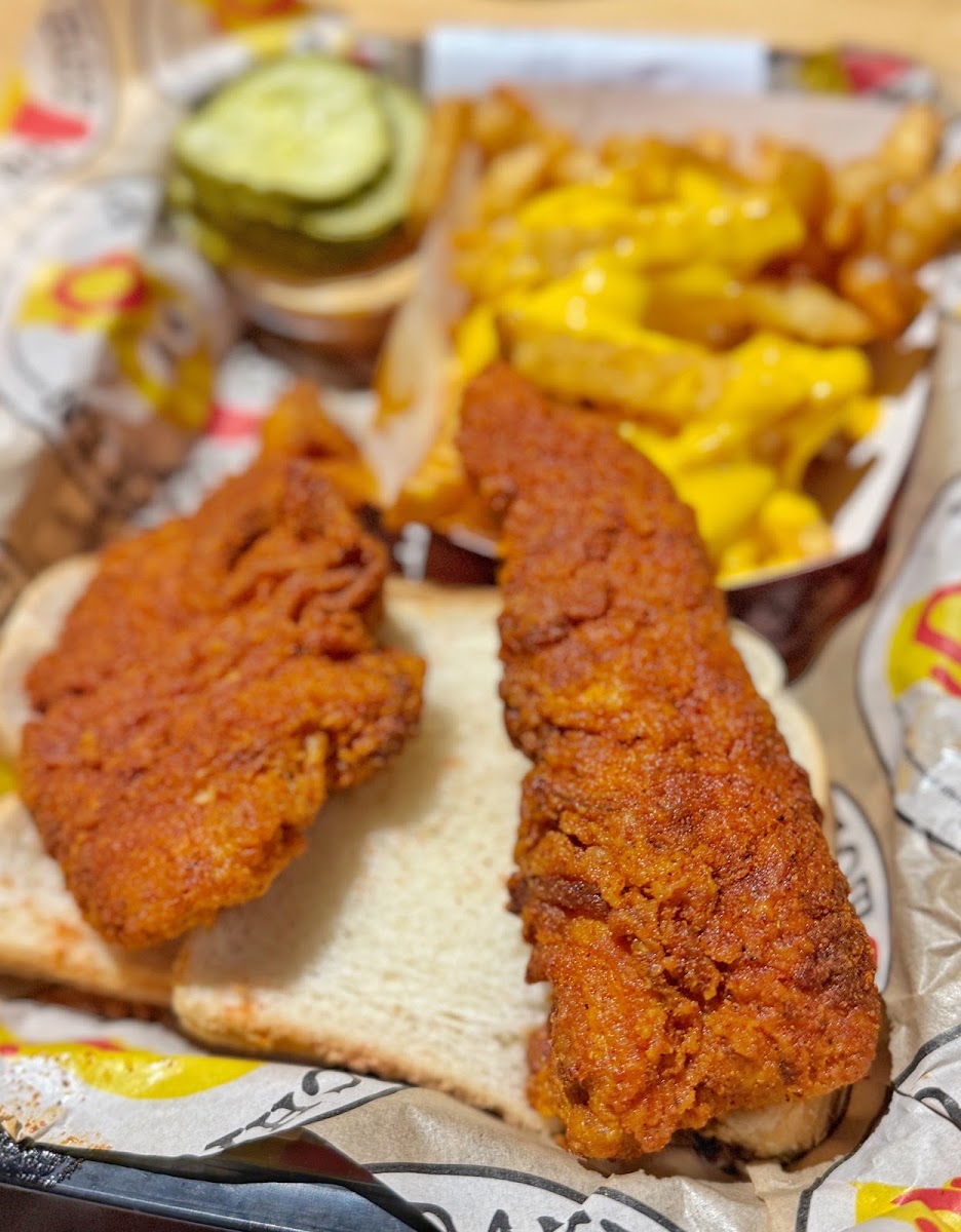 Dave's Hot Chicken-7